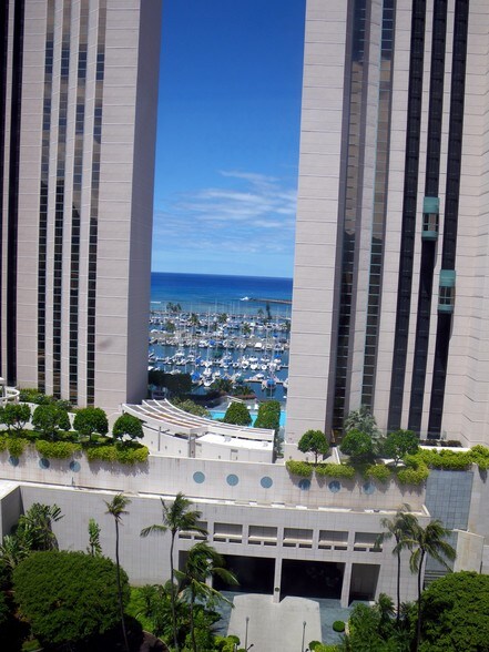 Building Photo - 1684 Ala Moana Blvd