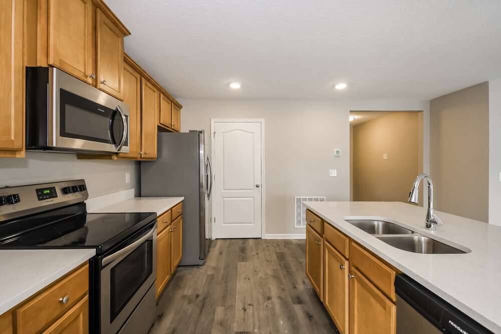Building Photo - 9092 Tahoe Ln
