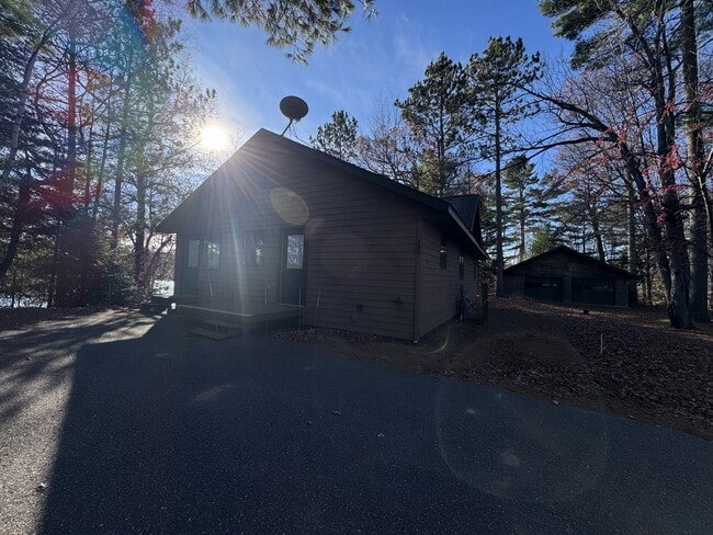 Building Photo - N. N Townline Rd