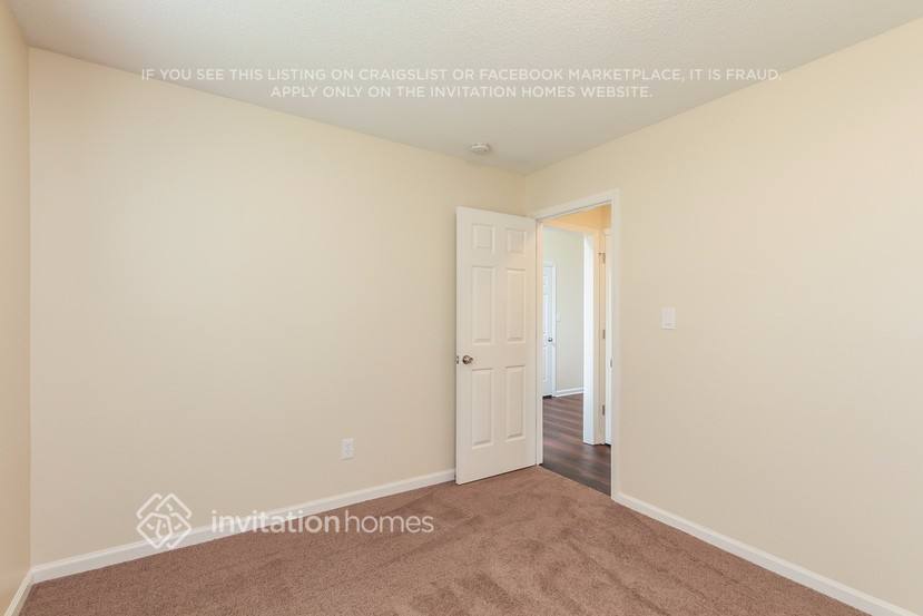 Building Photo - 156 Heath Ln
