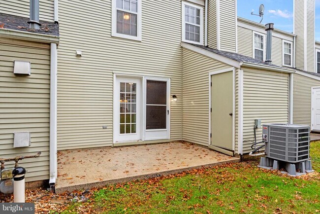 Building Photo - 2006 Wexford Rd