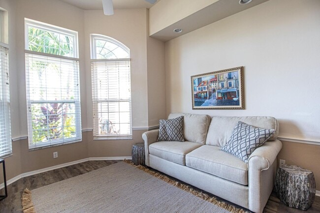 Building Photo - Seabird Villa