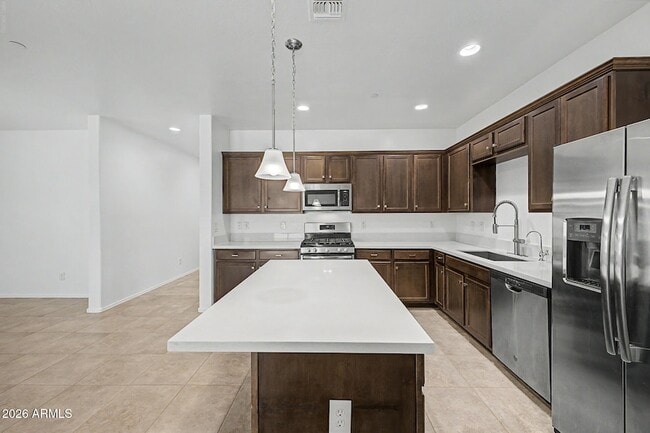 Building Photo - 21254 W Hubbell St