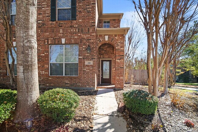 Building Photo - Exceptionally well-maintained Sterling Ridge Townhome boasts an array of desirable features!