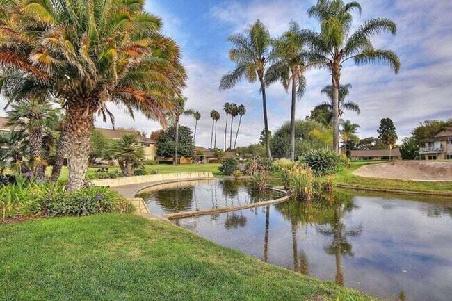 Building Photo - Unfurnished, SENIOR Living at Encina Royale
