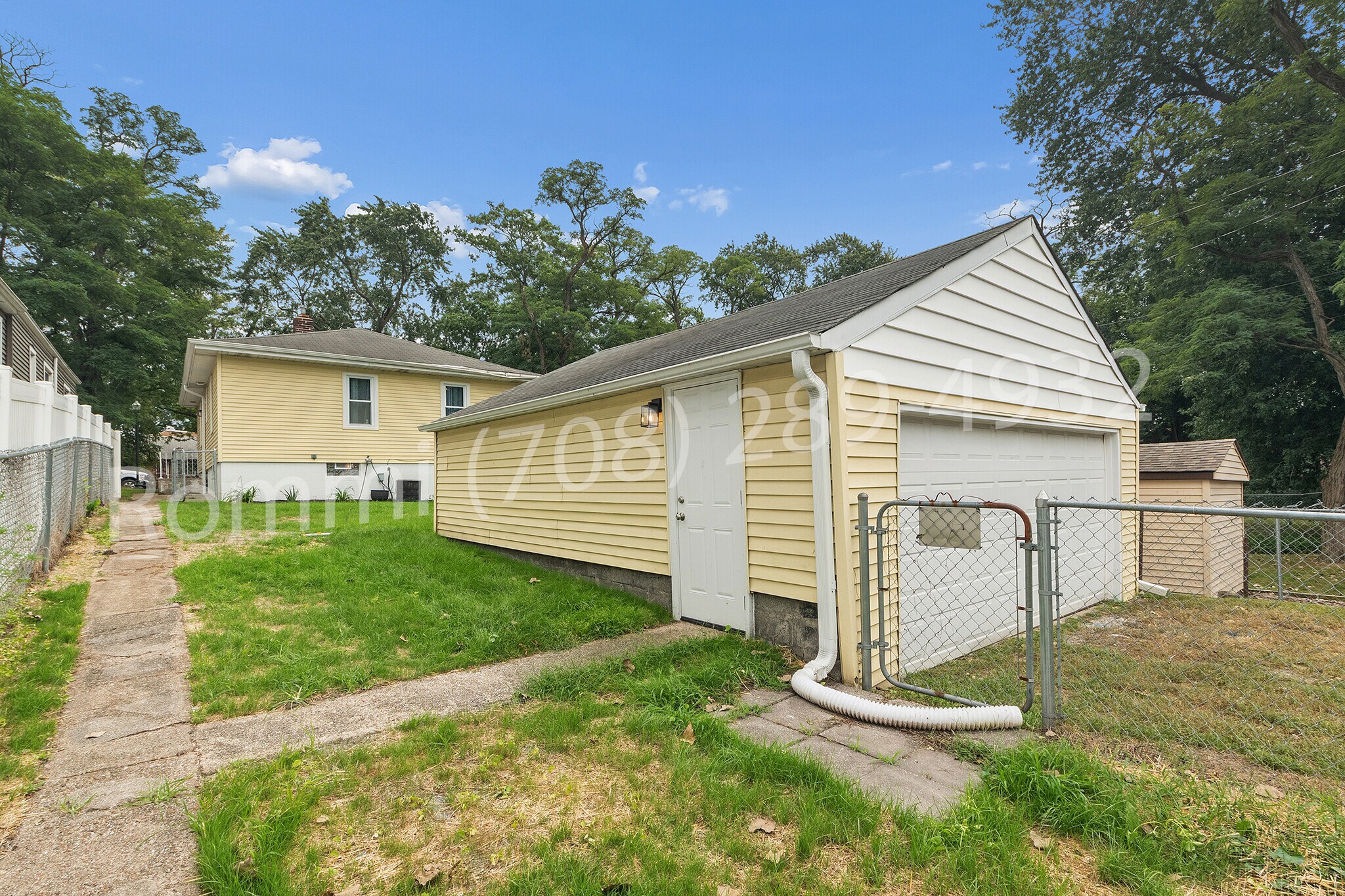 Building Photo - 6926 Alexander Ave