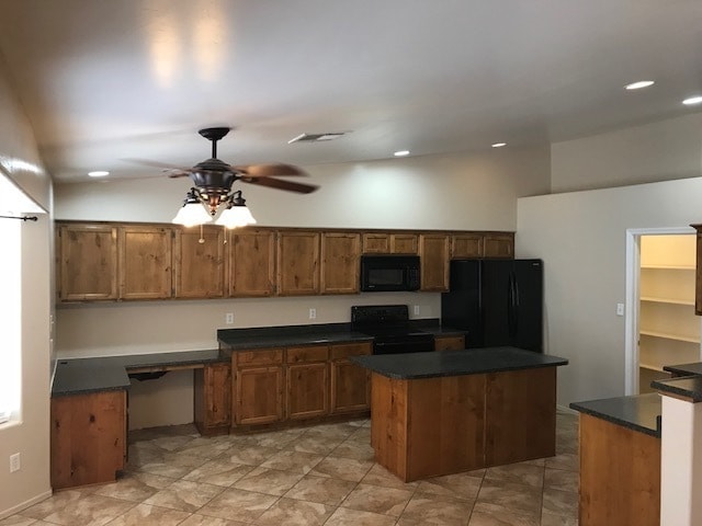 Building Photo - 4  BED, HUGE BACKYARD, 3 CAR GARAGE!