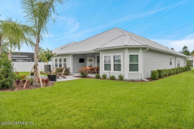 Building Photo - 221 Marquesa Cir