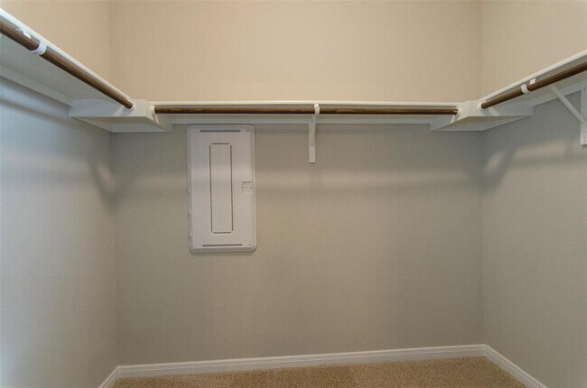 Building Photo - 392 Fall Aster Dr