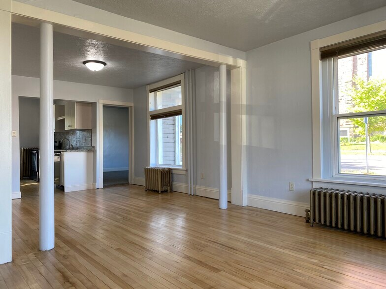 Building Photo - 249 W Baraga Ave