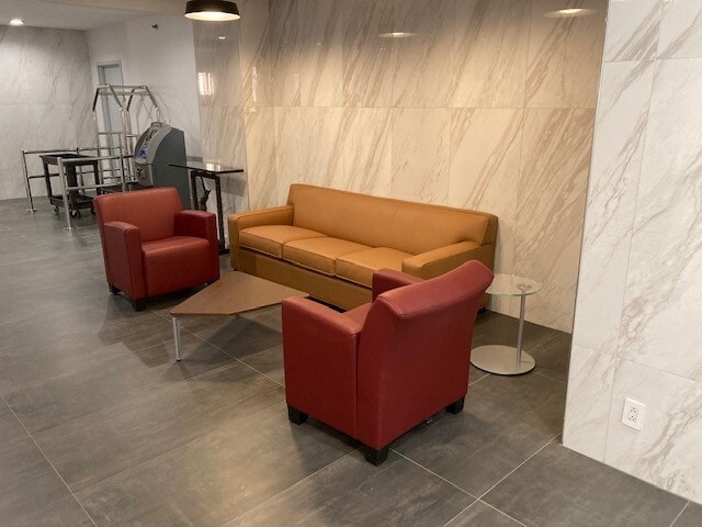 Building Photo - 2101 Chestnut St