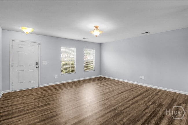 Building Photo - 307 Grasslands Dr