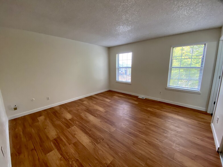Building Photo - 18159 E Asbury Dr