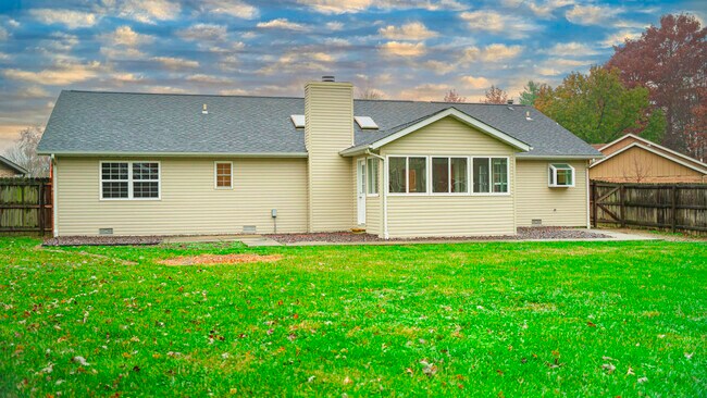 Building Photo - Spruce Hill