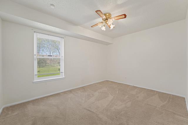 Building Photo - 3229 Oak Timber Dr