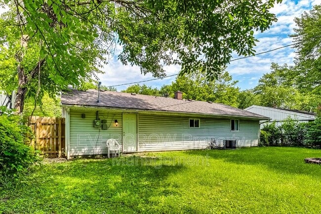 Building Photo - 3962 Strathmore Dr