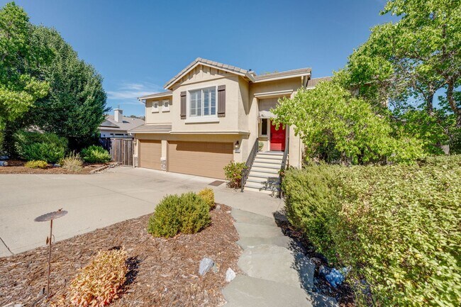 Building Photo - 4011 Prairie Falcon Dr
