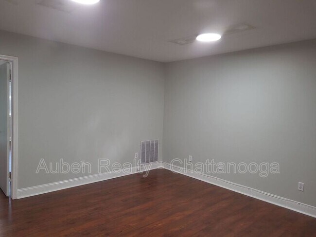 Building Photo - 6741 Ringgold Rd