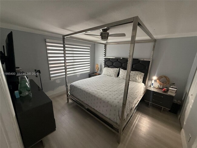 Building Photo - 328 NW 47th St