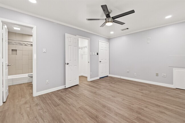 Building Photo - 9670 Judalon Ln