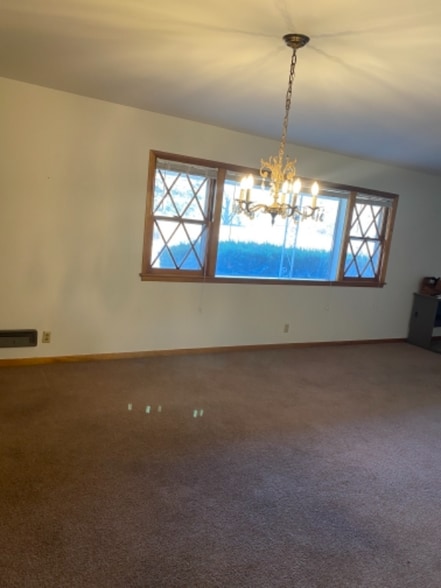 Building Photo - 3241 W 15th St N