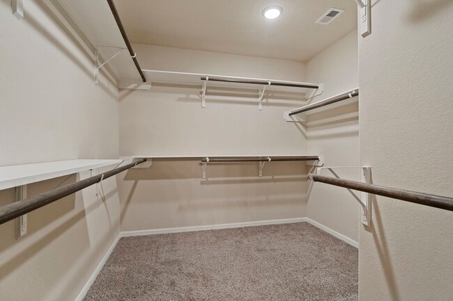 Building Photo - 3322 McDonough Way