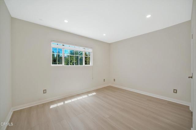 Building Photo - 708 Arden Ave