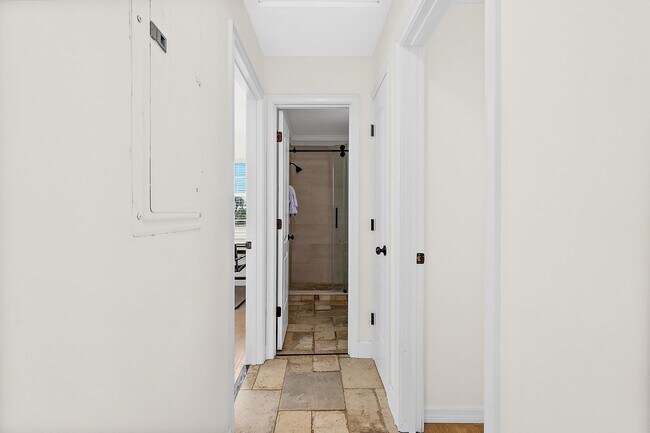 Building Photo - 8851 A1A S