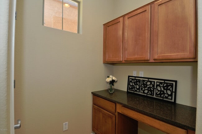 Building Photo - 4351 E Selena Dr