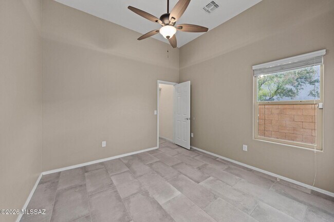 Building Photo - 9627 N Melandra Way