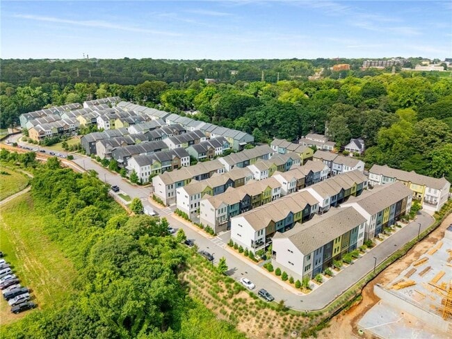 Building Photo - 752 Winton Way