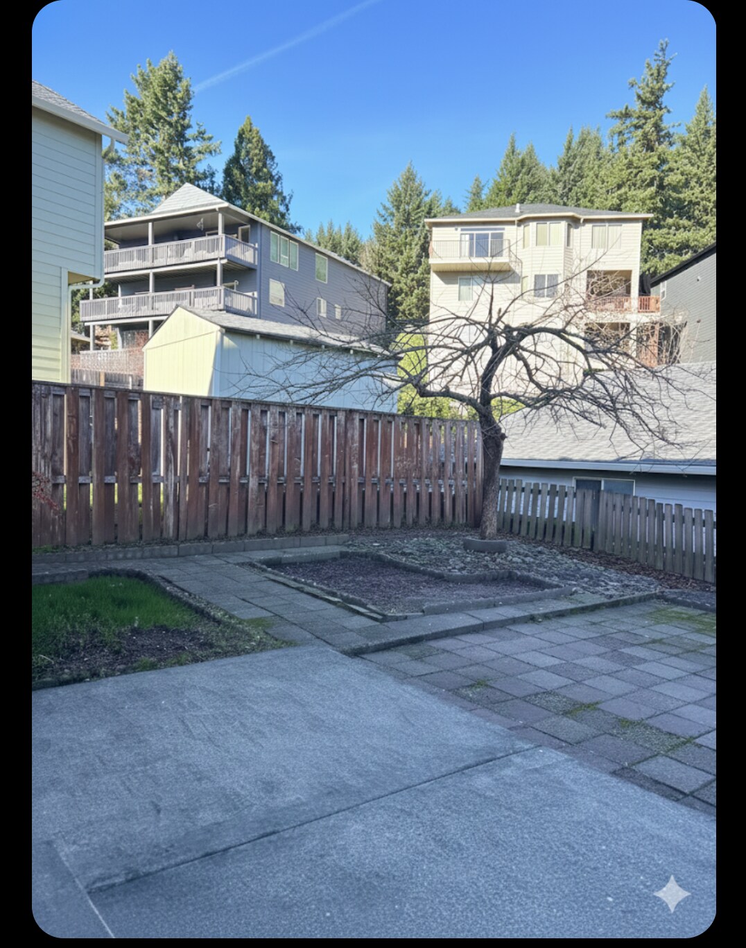 Building Photo - 3437 SW 2nd St