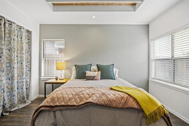 Building Photo - 1118 Fisher St