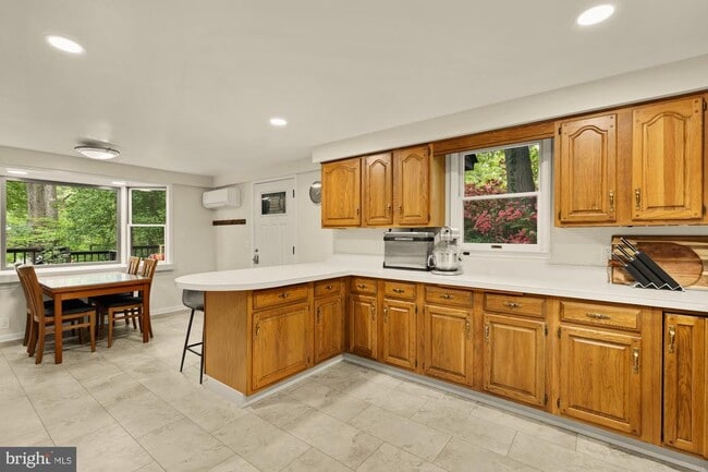 Building Photo - 8323 Haddon Dr