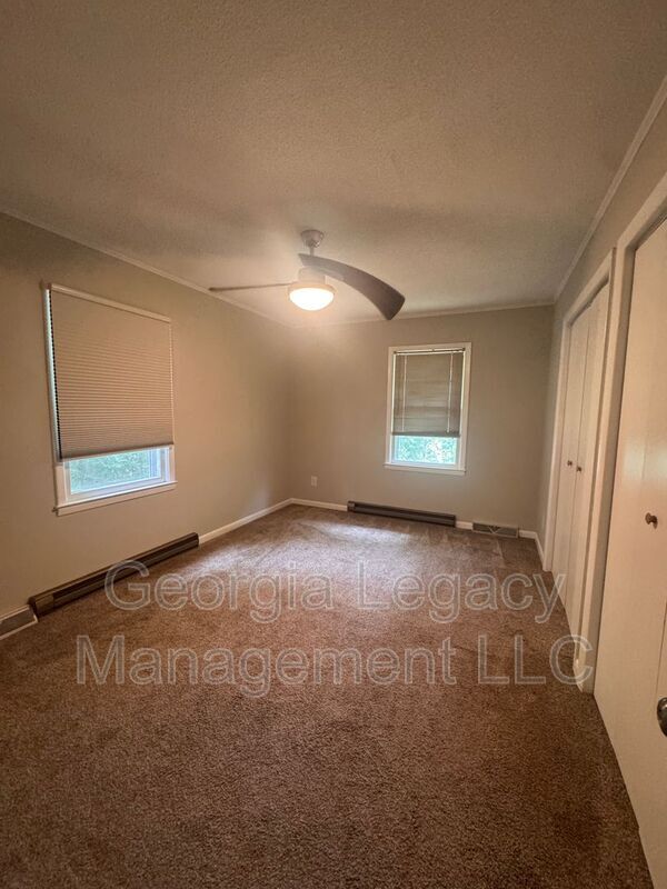Building Photo - 126 Ridgeway Church Rd