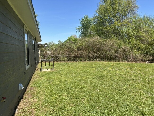 Building Photo - 5168 Corkwood Dr