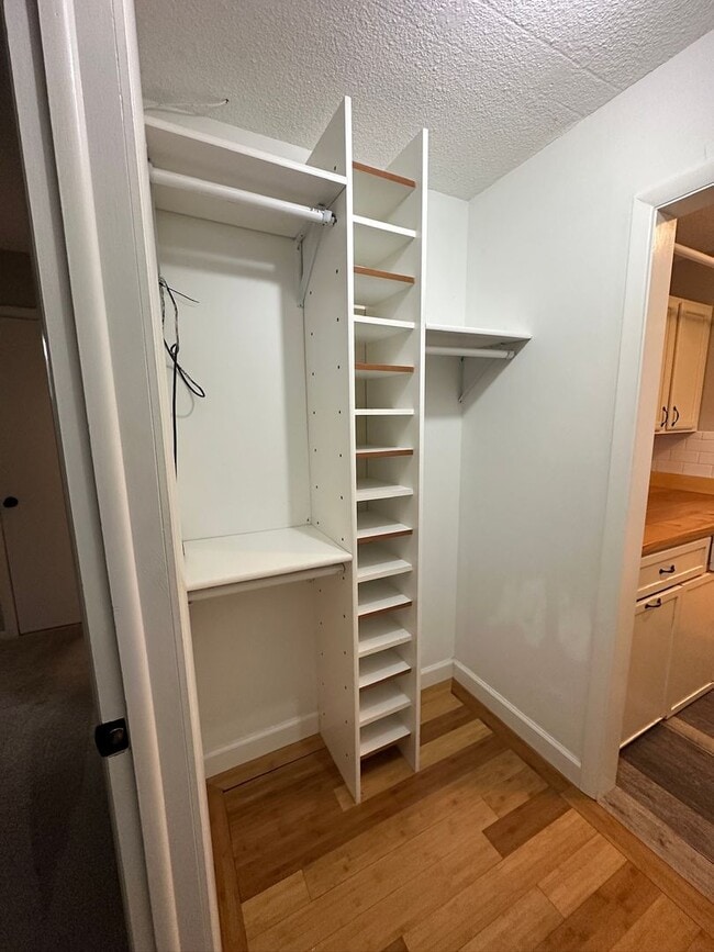 Building Photo - 3316 Annally Dr