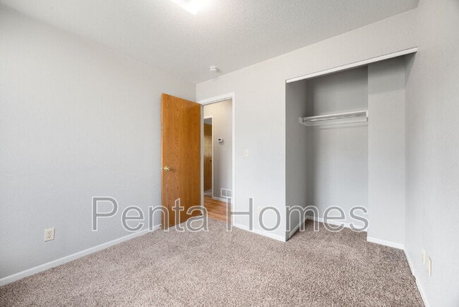 Building Photo - 3319 Sun Disk Ct
