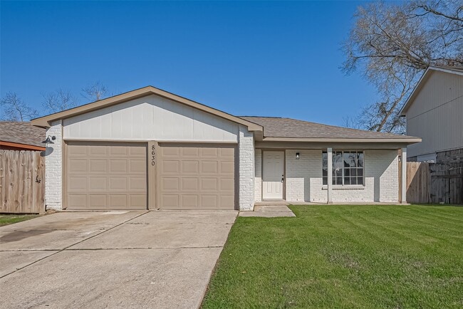 Building Photo - 8630 Valley Meadow Dr