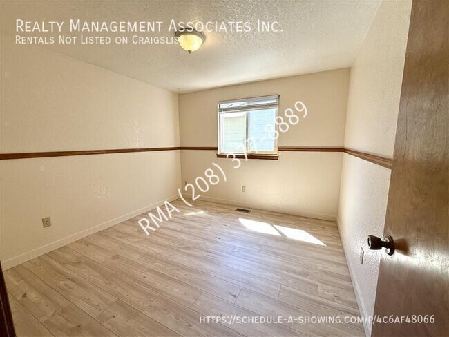Building Photo - 4773 N Mirth Pl