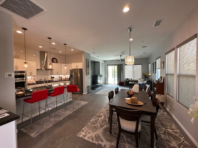 Building Photo - Short term Furnished home in the desirable 55+ community of Del Webb Available November-February