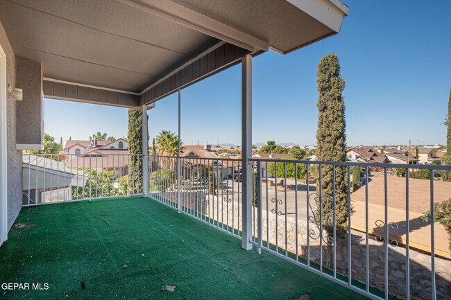 Building Photo - 12041 Van Gogh Dr