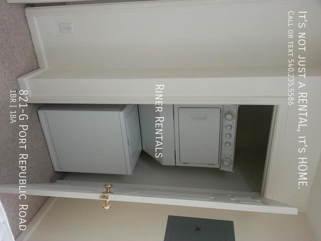 Building Photo - 821-G Port Republic Road-