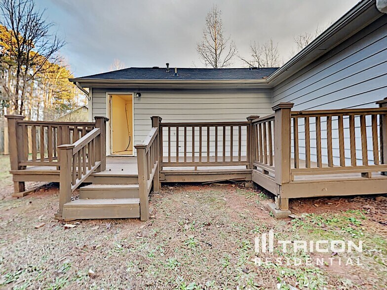 Building Photo - 4405 Cindy Pl SE