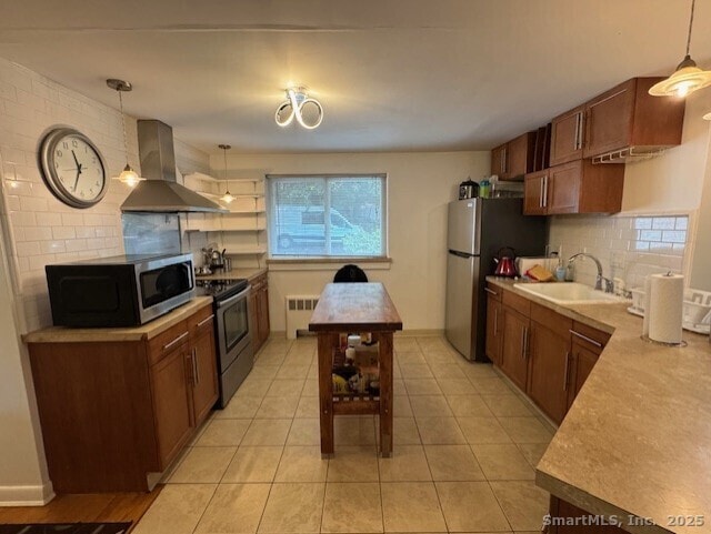 Building Photo - 422 S Main St