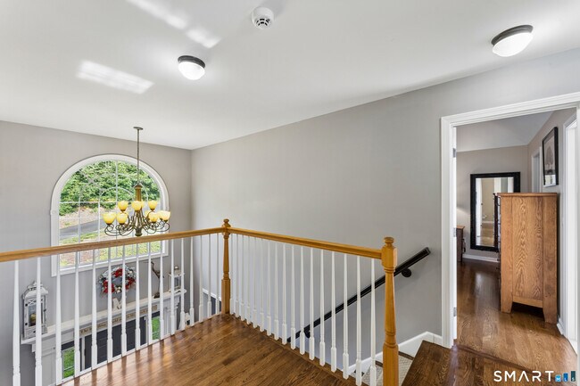 Building Photo - 181 Marthas Way