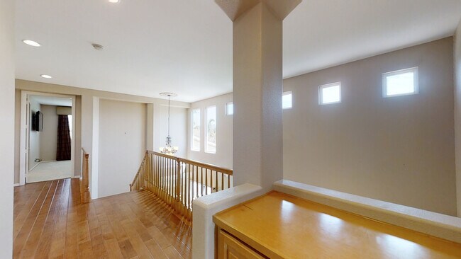 Building Photo - 3724 Strata Dr