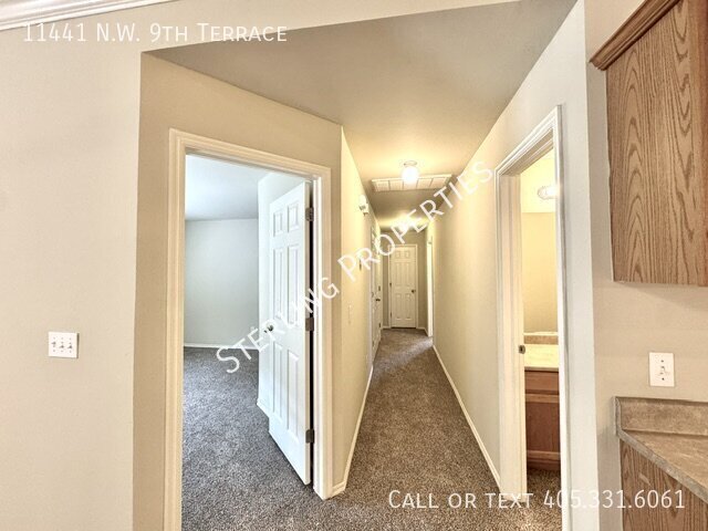 Building Photo - 11441 NW 9th Terrace