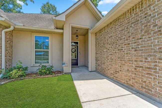 Building Photo - Beautiful home in Berkshire Subdivision....