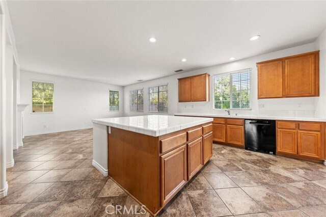 Building Photo - 16543 Sagebrush St
